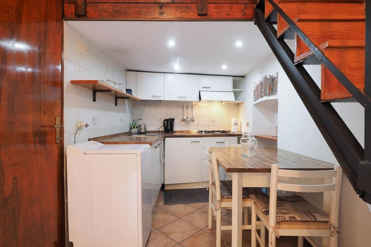 Primopiano - Ripa Apartment Milan Luaran gambar